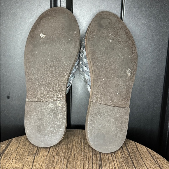 Espiritu Woman’s huarache mules sz 8 grayish black, authentic leather. - Picture 5 of 5